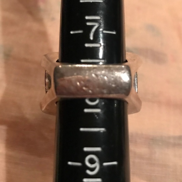 Elegant Silver and Brown Women's Ring - Picture 4 of 7